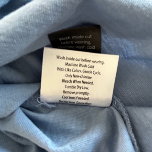 NWOT Simply Vera Vera Wang Blue Short Sleeve Pink Floyd Tee Shirt. Size Small - Picture 9 of 9